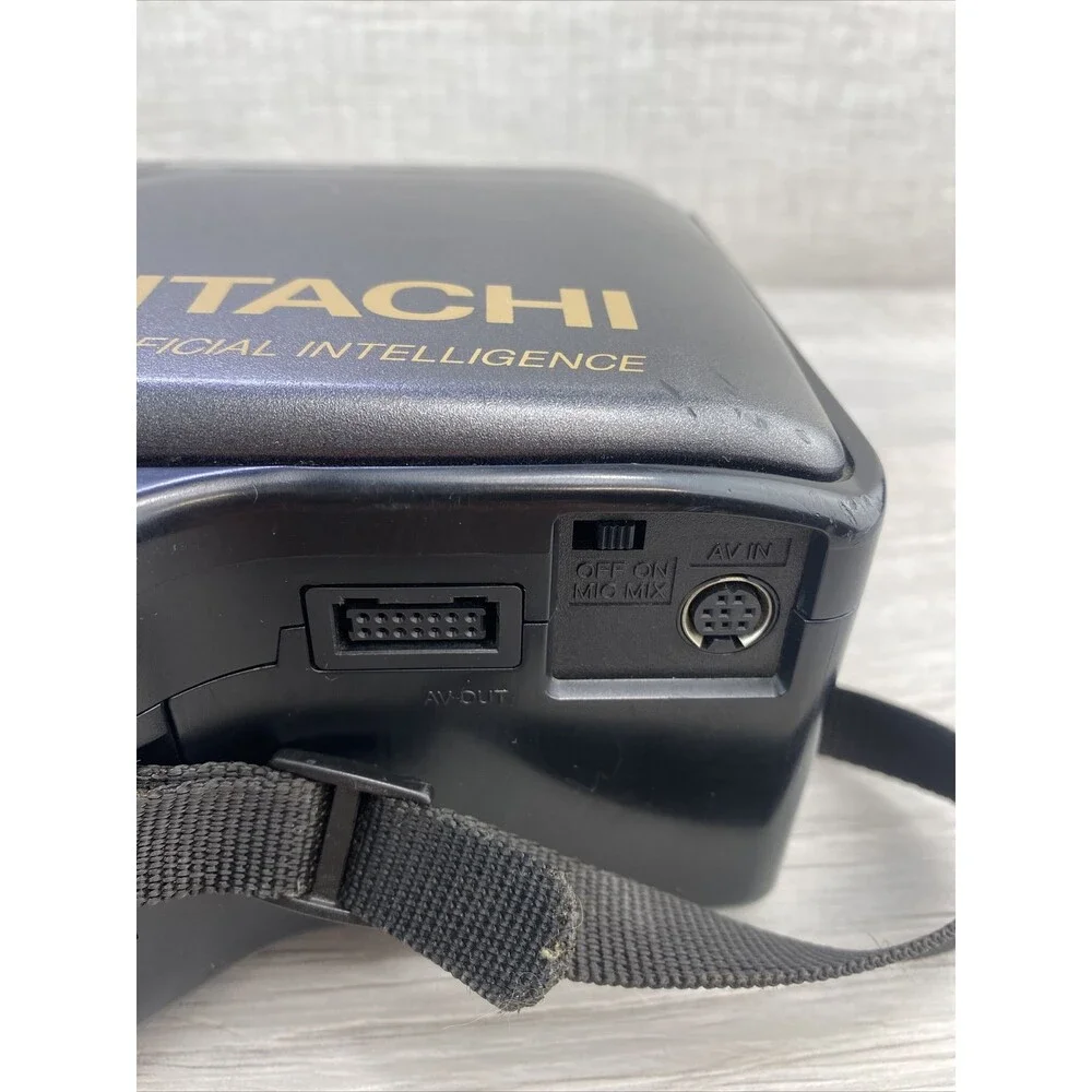Hitachi VM-2600A Camcorder Video Recorder - UNTESTED